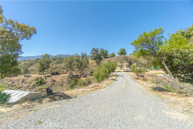 Detail Gallery Image 38 of 48 For 8140 Weirick Rd, Corona,  CA 92883 - 4 Beds | 2 Baths