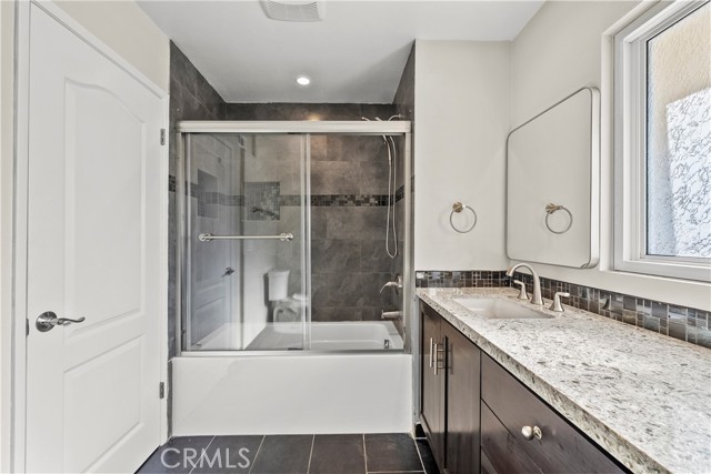 16431 Grayville, La Mirada CA: https://media.crmls.org/medias/6412271b-ab2f-416c-93fc-048e1039484c.jpg