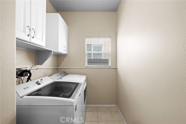 43195 Martina Court, Temecula CA: https://media.crmls.org/medias/6413232f-55b5-4e32-bf4e-e7a221657000.jpg