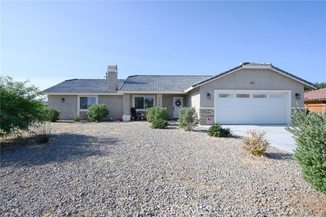 Detail Gallery Image 1 of 1 For 20695 Sitting Bull Rd, Apple Valley,  CA 92308 - 3 Beds | 2 Baths