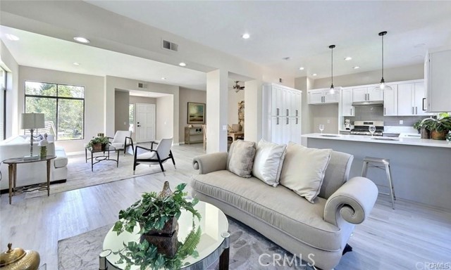 Detail Gallery Image 4 of 28 For 35 Oak Knolls, Coto de Caza,  CA 92679 - 2 Beds | 2 Baths