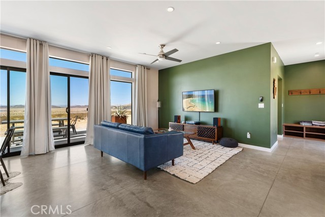 Detail Gallery Image 6 of 37 For 7190 Lawrence Ave, Joshua Tree,  CA 92252 - 3 Beds | 2 Baths