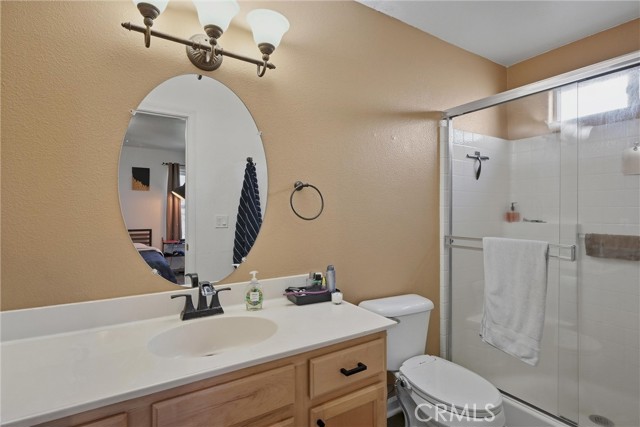 Detail Gallery Image 15 of 32 For 18286 North Shore Dr, Hidden Valley Lake,  CA 95467 - 3 Beds | 2 Baths