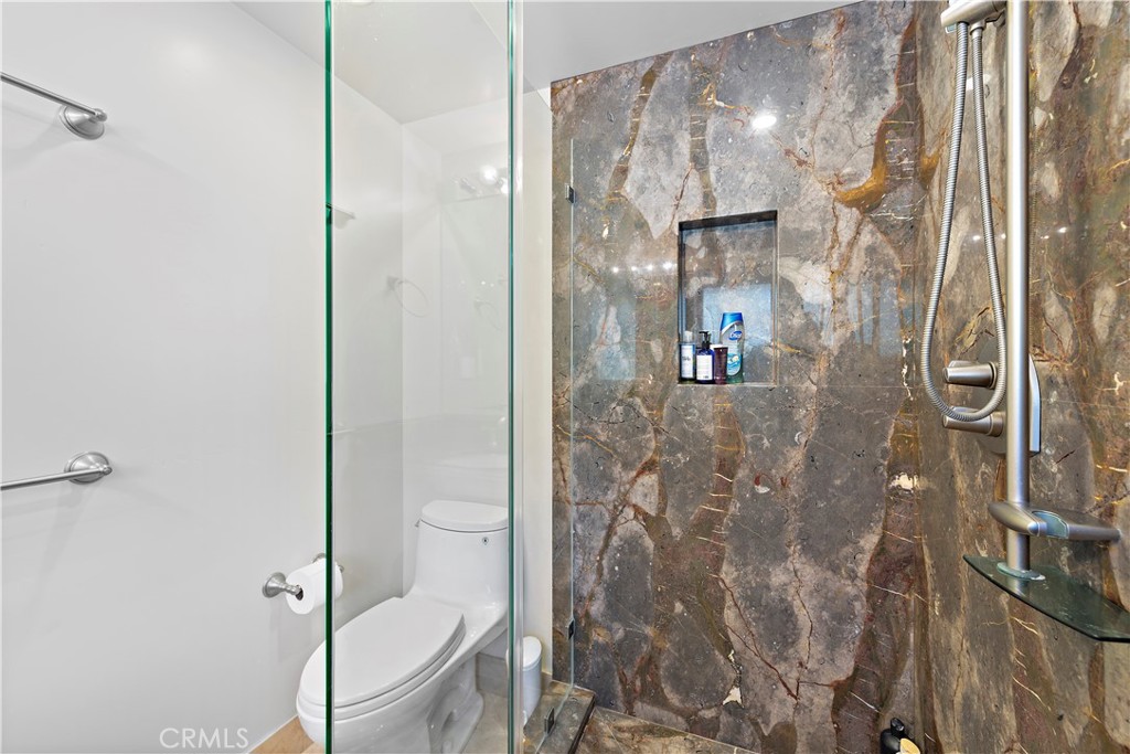 64163974 2d95 41bb 9b2a C63f0b8ec70c