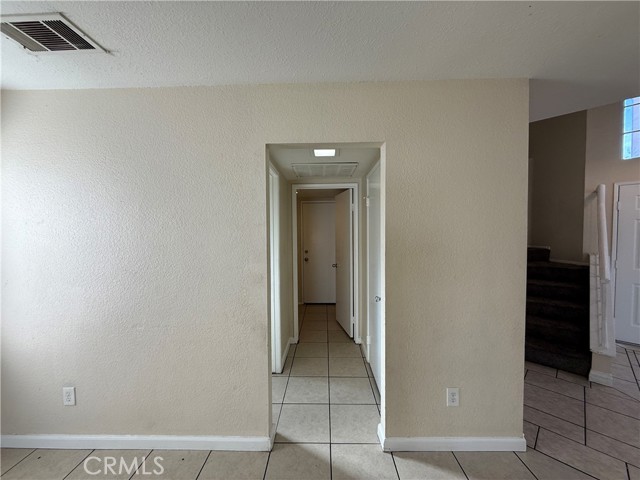 Detail Gallery Image 16 of 61 For 927 Dolphin Dr, Perris,  CA 92571 - 4 Beds | 2/1 Baths