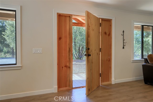 Detail Gallery Image 3 of 49 For 3318 Triangle Rd, Mariposa,  CA 95338 - 3 Beds | 2 Baths