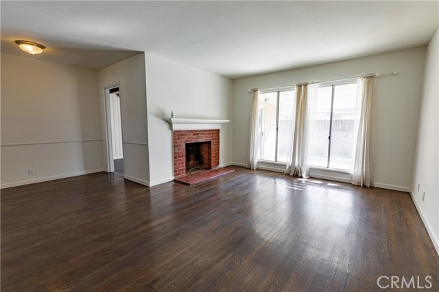 Detail Gallery Image 5 of 24 For 10428 Hopland St, Bellflower,  CA 90706 - 3 Beds | 1/1 Baths