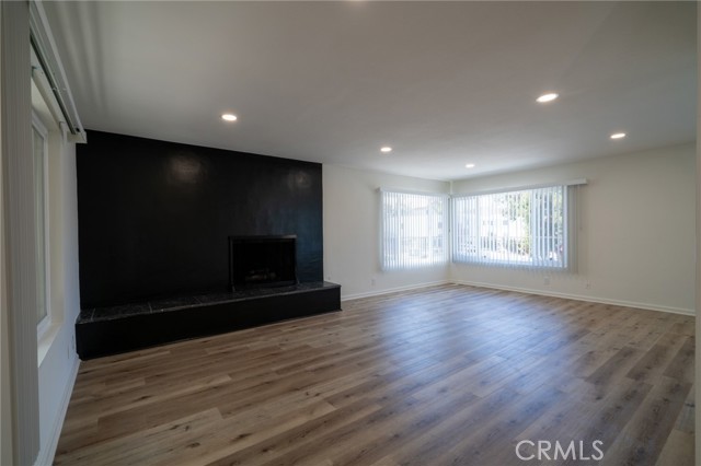 239 Avenida Pelayo, San Clemente CA: https://media.crmls.org/medias/64191758-3196-4b3f-b051-eecbdc688b2d.jpg