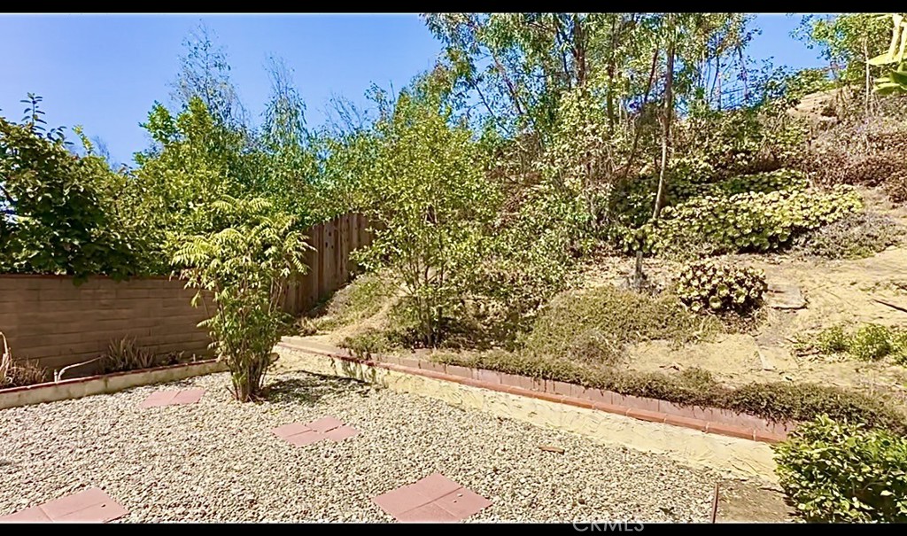 https://media.crmls.org/medias/64192078-beb3-4b01-9737-aded36b164be.jpg?preset=X-Large