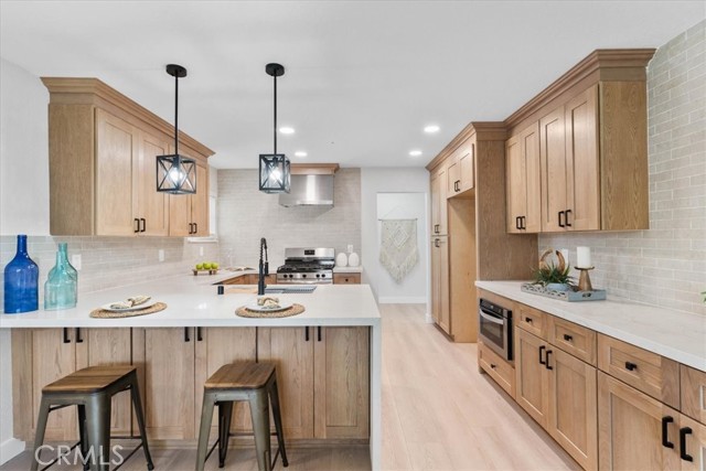 7670 Lakeside Drive, Jurupa Valley CA: https://media.crmls.org/medias/64199d10-9e74-45c4-96b9-befa827e294a.jpg
