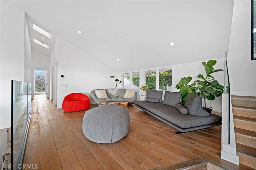 MLS #LG25243570 image #11