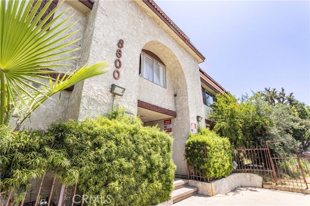 Detail Gallery Image 1 of 14 For 8800 Cedros Ave #121,  Panorama City,  CA 91402 - 1 Beds | 1 Baths