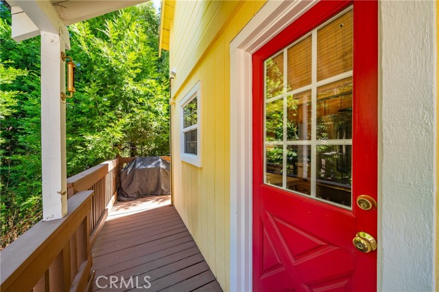 Detail Gallery Image 4 of 38 For 795 Glen View Ln, Twin Peaks,  CA 92391 - 3 Beds | 2 Baths