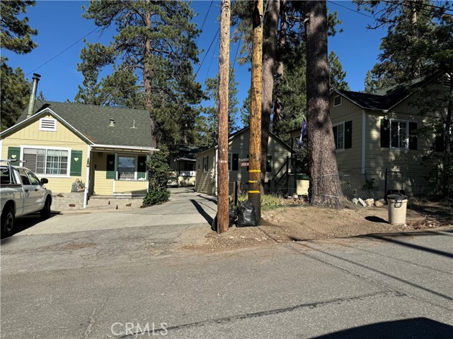 Detail Gallery Image 1 of 1 For 591 Main St, Big Bear Lake,  CA 92315 - 2 Beds | 1/5 Baths