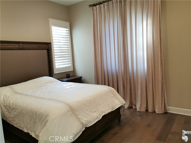 16 Branding Iron, Irvine CA: https://media.crmls.org/medias/641b684b-c31d-4408-8424-6239a844daf8.jpg