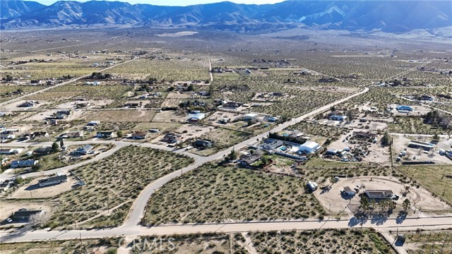 501 Kingsley, Lucerne Valley CA: https://media.crmls.org/medias/641b9d0d-2cb3-4aec-9754-21b48caa5b79.jpg