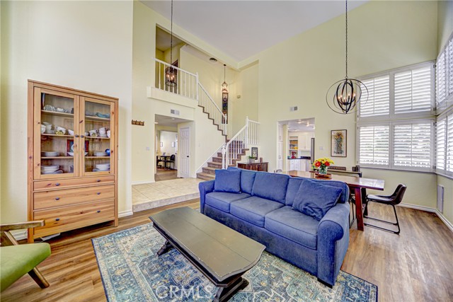 Detail Gallery Image 5 of 43 For 39572 Ramshorn Dr, Murrieta,  CA 92563 - 4 Beds | 3 Baths