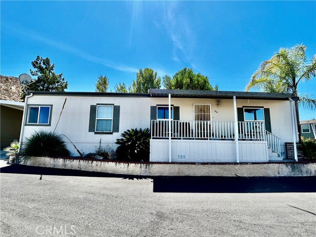 Detail Gallery Image 1 of 21 For 1536 S State St #99,  Hemet,  CA 92543 - 3 Beds | 2 Baths