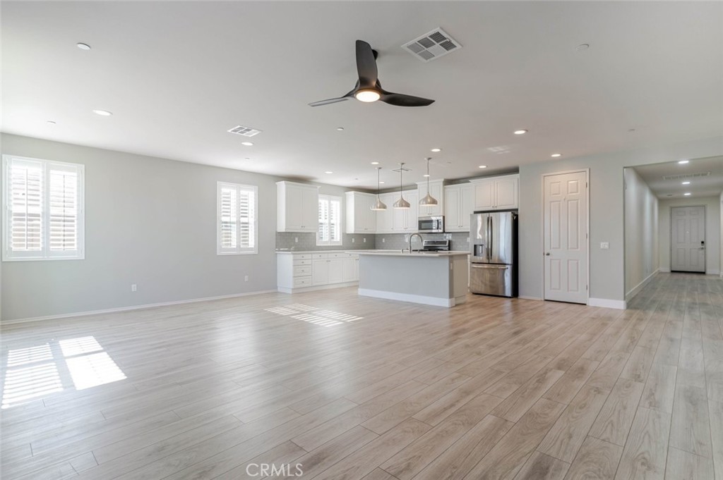 MLS #SR25275045 image #3