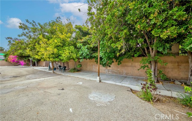 Image 13 of 24 For 8111 Commonwealth Avenue