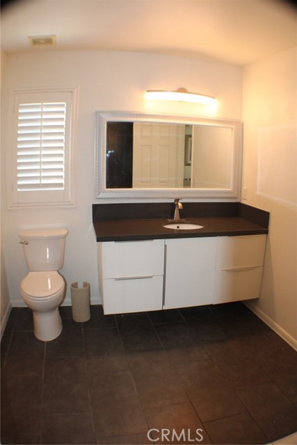 Detail Gallery Image 16 of 21 For 1915 E 120th St, Los Angeles,  CA 90059 - 4 Beds | 3 Baths