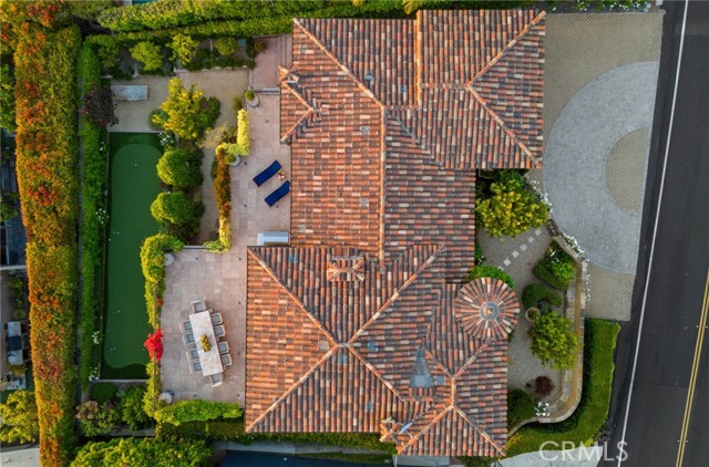 Image 22 of 48 For 1330 Temple Hills Drive