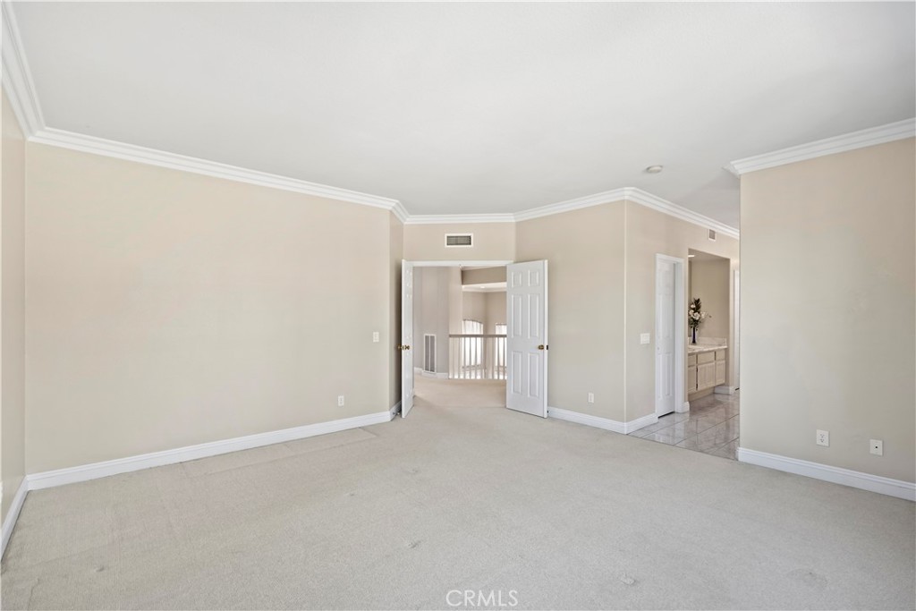 MLS #OC25245659 image #28