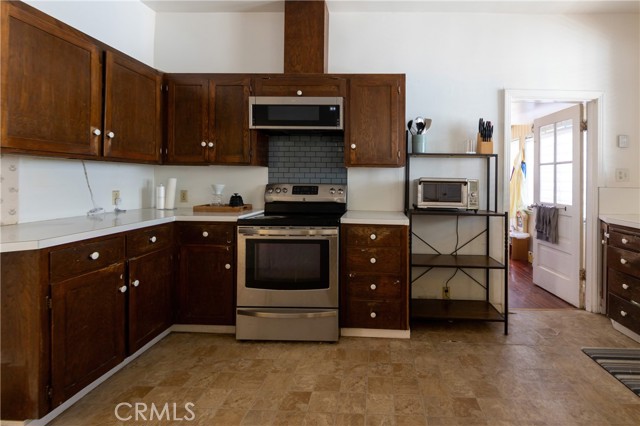 Detail Gallery Image 16 of 52 For 320 W 21st St, Merced,  CA 95340 - 4 Beds | 2 Baths