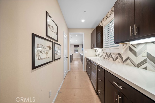 3942 Alexander Ave, Ontario CA: https://media.crmls.org/medias/641d7da7-c26c-4cbd-833a-a71332fde6b8.jpg