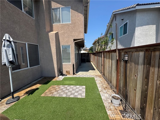 6 Lembogan Court, Aliso Viejo CA: https://media.crmls.org/medias/641d9b0a-bd38-4f30-9b7e-1bbc97434bd3.jpg