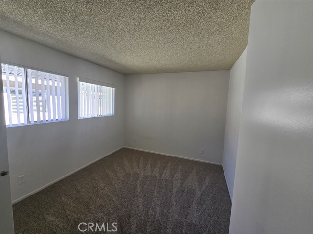 Detail Gallery Image 16 of 21 For 16772 Blanton Ln #1,  Huntington Beach,  CA 92649 - 3 Beds | 2/1 Baths