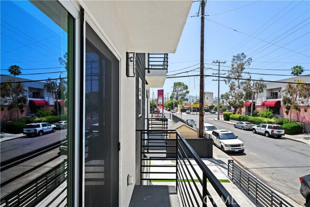 Detail Gallery Image 18 of 74 For 5218 Auckland Ave, Toluca Lake,  CA 91601 - – Beds | – Baths