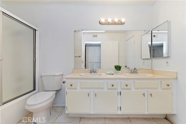 Detail Gallery Image 19 of 26 For 12198 Orchid Ln #C,  Moreno Valley,  CA 92557 - 2 Beds | 1/1 Baths