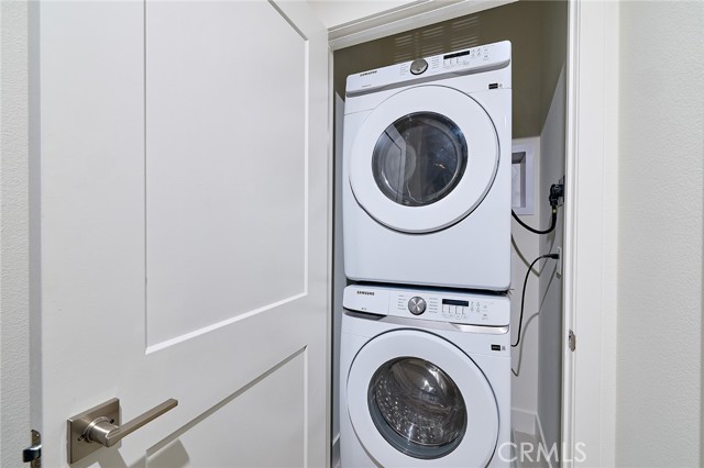 Detail Gallery Image 15 of 33 For 7264 Aura Cir, Huntington Beach,  CA 92647 - 3 Beds | 2/1 Baths