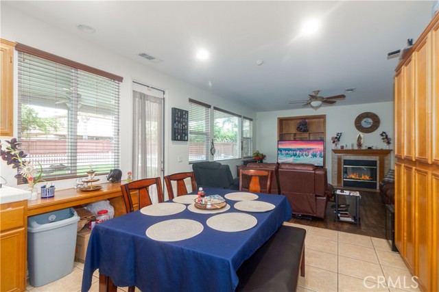 Detail Gallery Image 14 of 33 For 27566 Rockwood, Moreno Valley,  CA 92555 - 3 Beds | 3 Baths