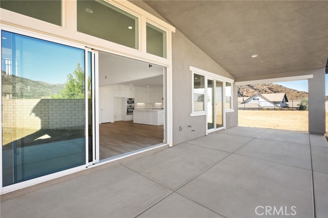34524 Kadota Street, Yucaipa CA: https://media.crmls.org/medias/64203e5a-227a-4cc2-9780-d4a93f6d87c2.jpg