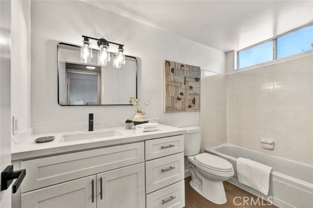 Detail Gallery Image 20 of 28 For 22831 Costa Bella, Lake Forest,  CA 92630 - 5 Beds | 3 Baths