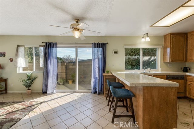 Detail Gallery Image 13 of 40 For 17567 Doric St, Granada Hills,  CA 91344 - 3 Beds | 2 Baths