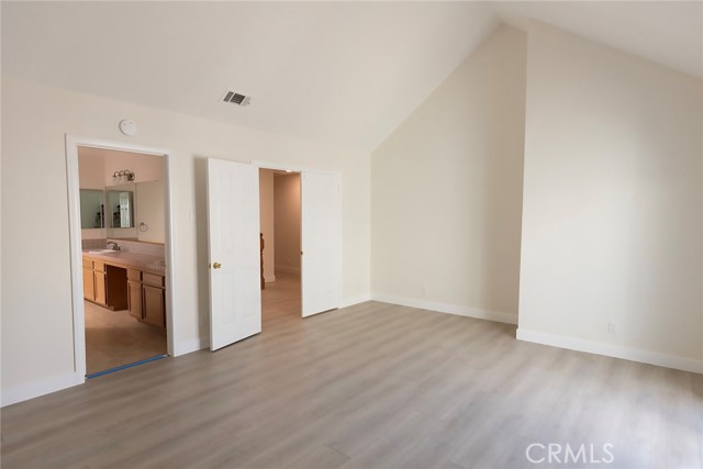 Detail Gallery Image 28 of 35 For 2215 Marshallfield Ln a,  Redondo Beach,  CA 90278 - 3 Beds | 2/1 Baths