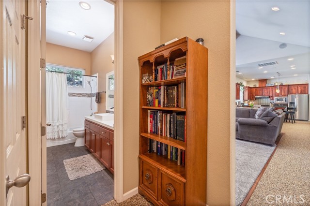 Detail Gallery Image 23 of 59 For 36919 Deer Path Cir, Coarsegold,  CA 93614 - 3 Beds | 2 Baths