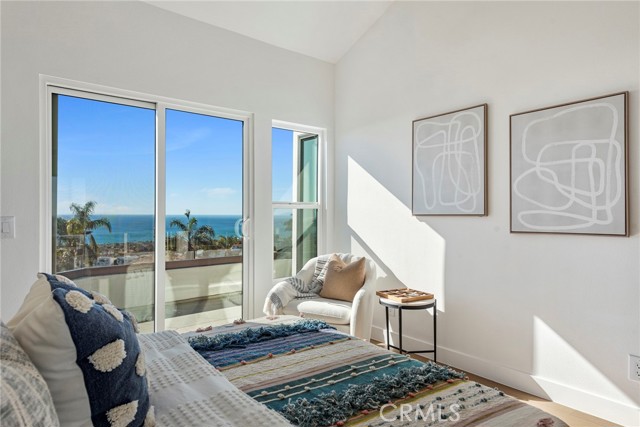 537 Avenida Buenos Aires, San Clemente CA: https://media.crmls.org/medias/6423d58f-dfbb-45ce-8224-6da1f9448bdb.jpg