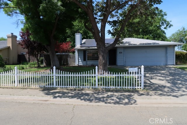 819 Sherwood Way