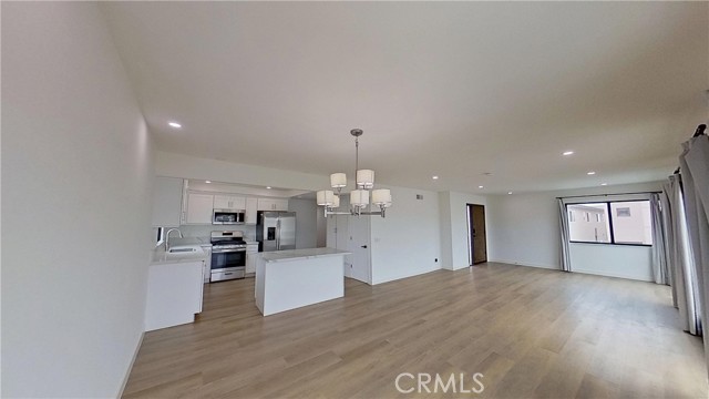 4112 Seashore Drive, Newport Beach CA: https://media.crmls.org/medias/642501db-1d8a-4358-bb05-607eb0ea5b5b.jpg