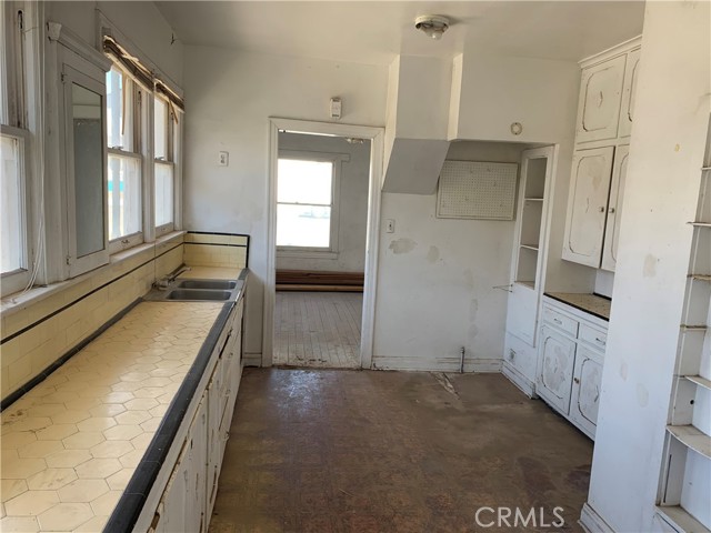 Detail Gallery Image 11 of 27 For 311 E St, Needles,  CA 92363 - 2 Beds | 1 Baths