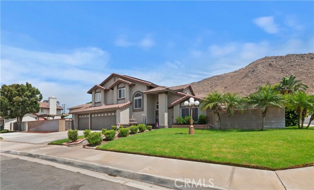 12685 Oriole Ave, Grand Terrace, CA 92313 photo 2