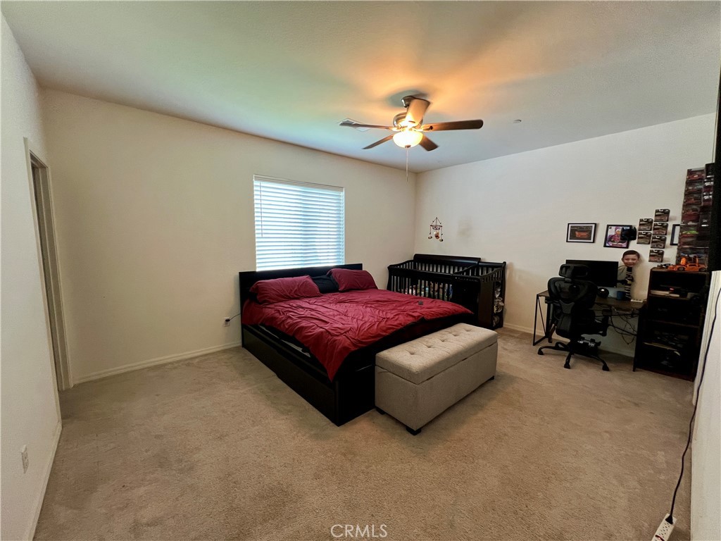 https://media.crmls.org/medias/6425eb05-ee01-44fd-98a2-152be6e4ac52.jpg?preset=X-Large