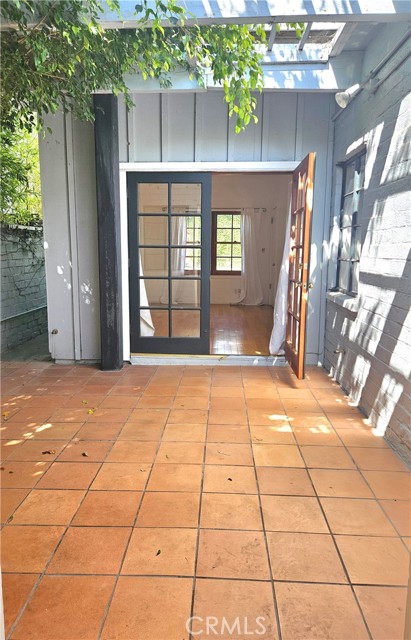 Detail Gallery Image 26 of 40 For 12217 Dorothy St, Los Angeles,  CA 90049 - 4 Beds | 2 Baths