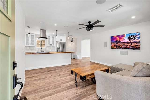 Detail Gallery Image 3 of 43 For 49466 Mojave Dr, Morongo Valley,  CA 92256 - 3 Beds | 2 Baths