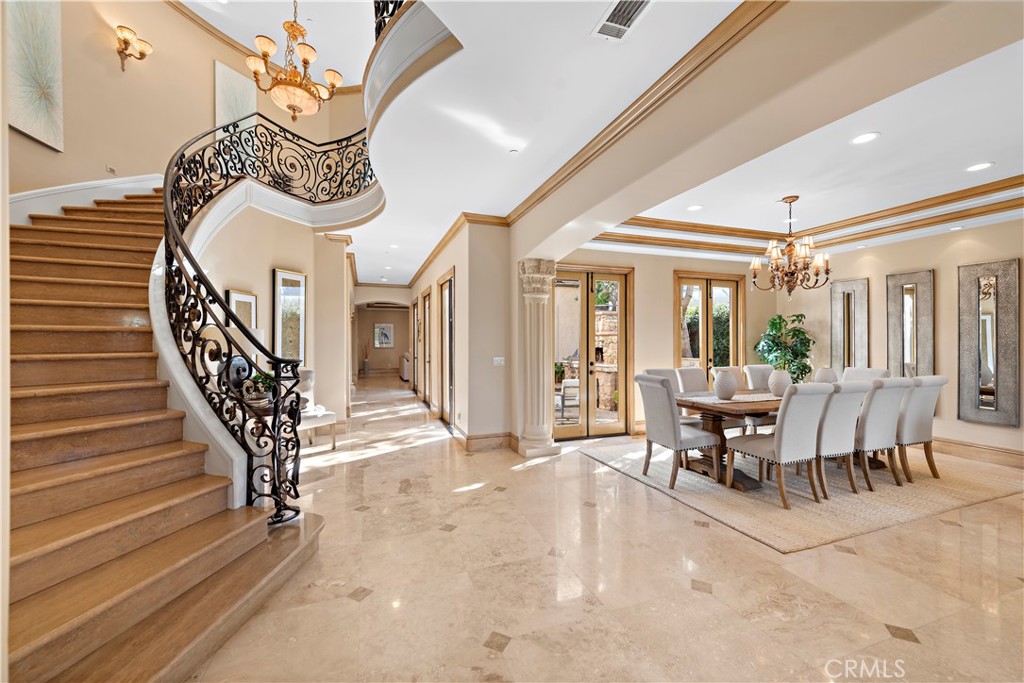 MLS #OC26159628 image #4
