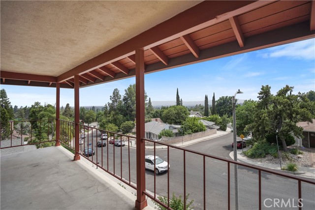 Detail Gallery Image 39 of 52 For 11300 Dulcet Ave, Porter Ranch,  CA 91326 - 5 Beds | 3 Baths